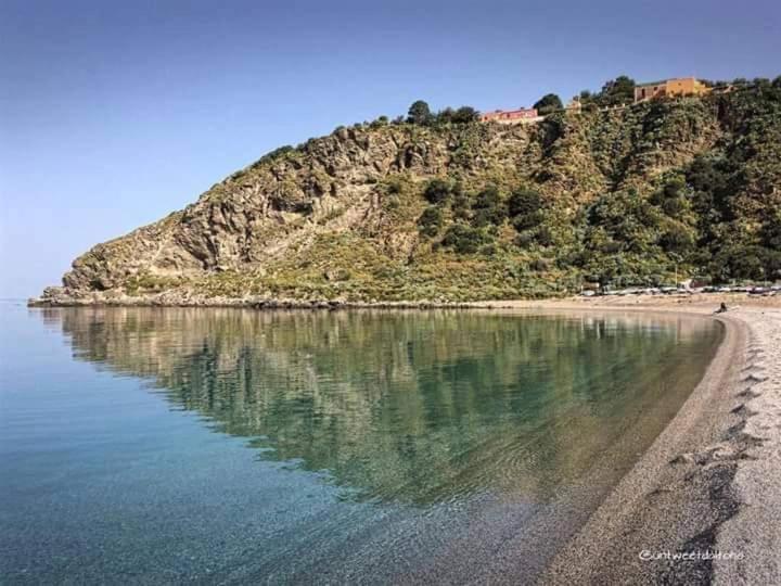 فيلا Lontano Dal Caos A Due Passi Dal Mare Condro المظهر الخارجي الصورة